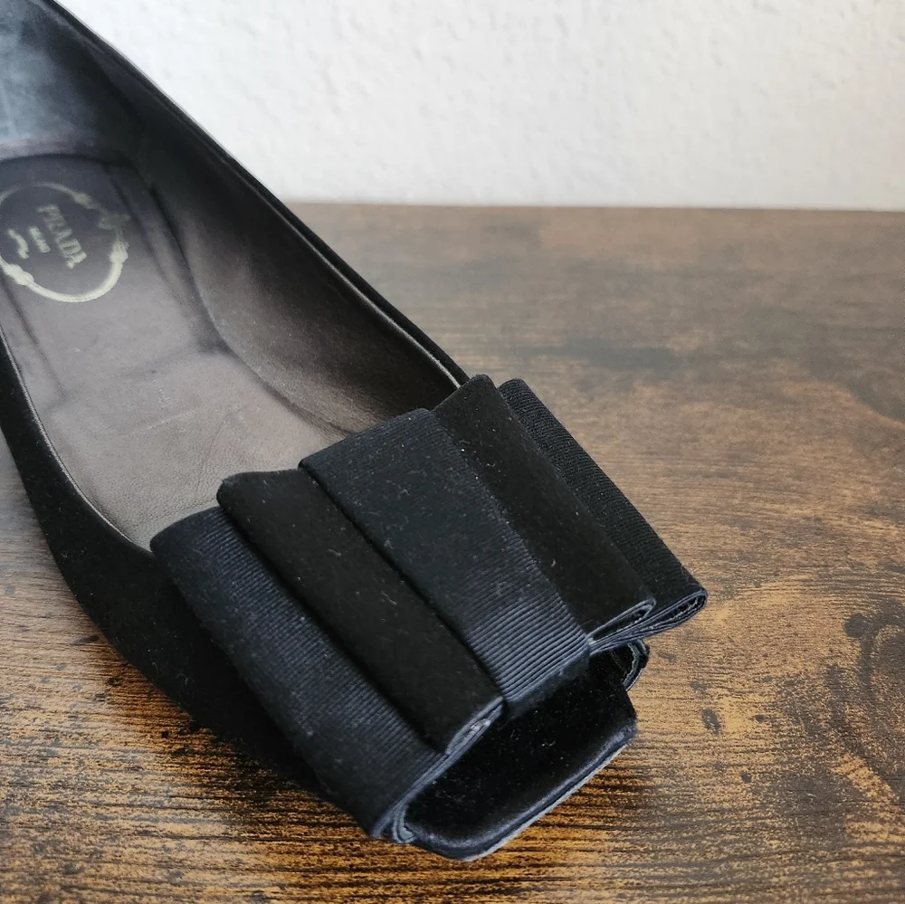 Prada Black Satin Bow Kitten Heels 6.5 - Picture 5 of 11